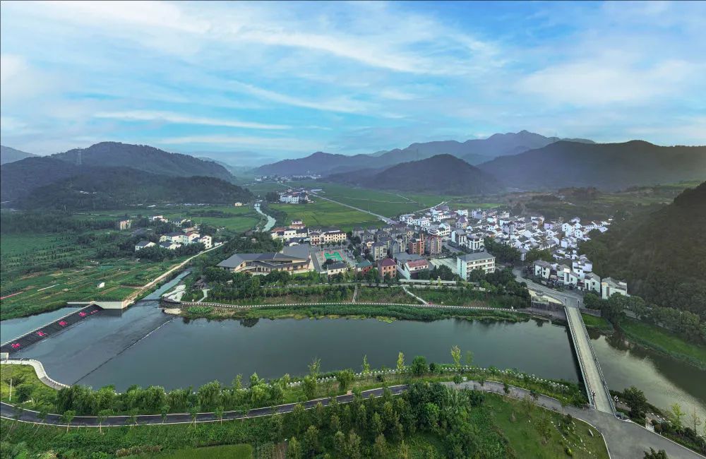裁剪旋轉(zhuǎn) (13).jpeg